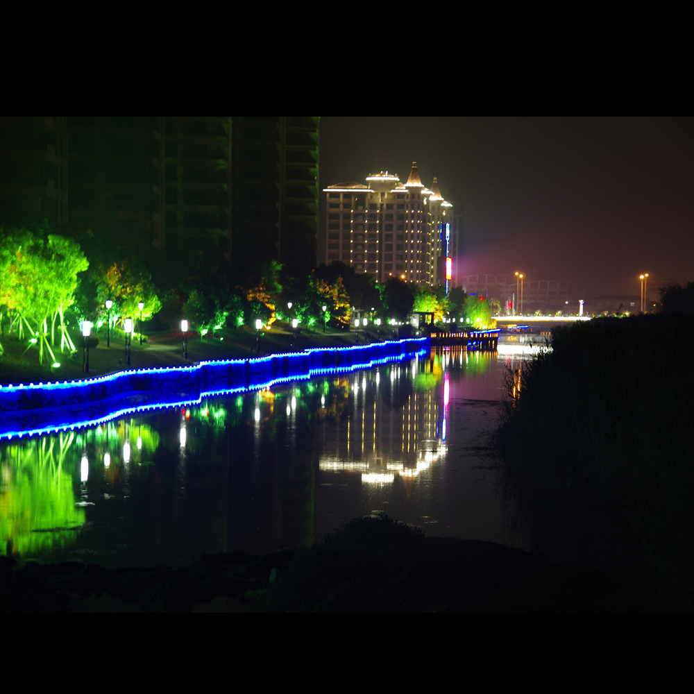 蘇宿工業園區青海湖西路亮化